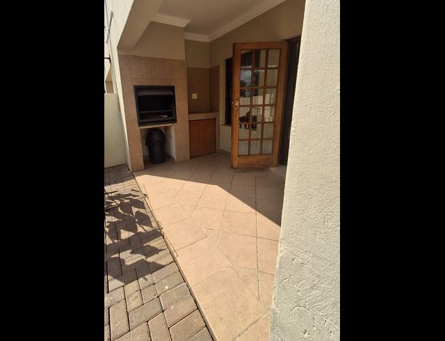 2 BEDROOM APARTMENT FOR SALE IN HEATHERVIEW